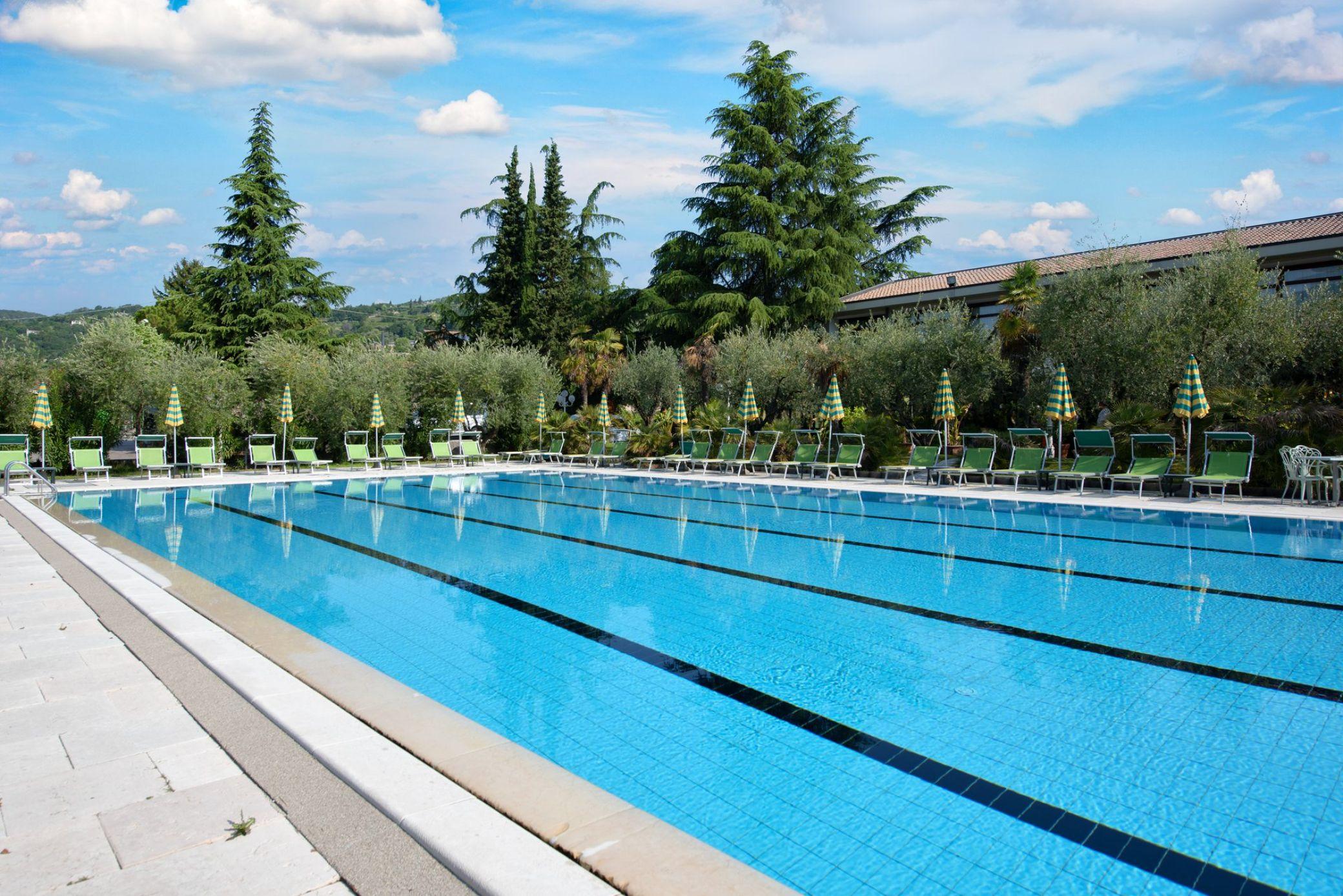 Park Hotel Oasi Garda  Bagian luar foto