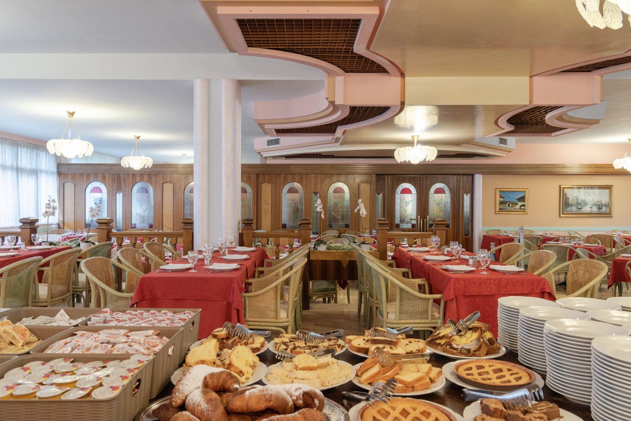 Park Hotel Oasi Garda  Bagian luar foto